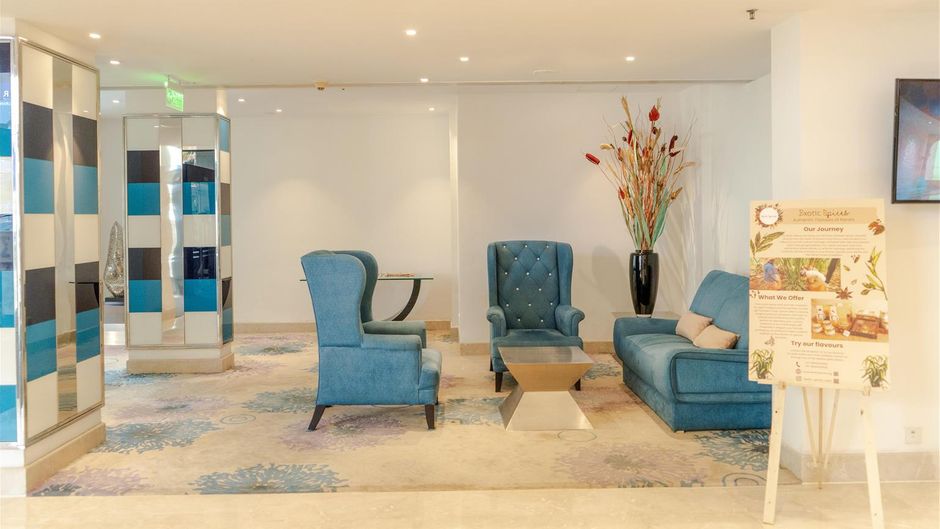 Radisson Blu Kochi Lobby