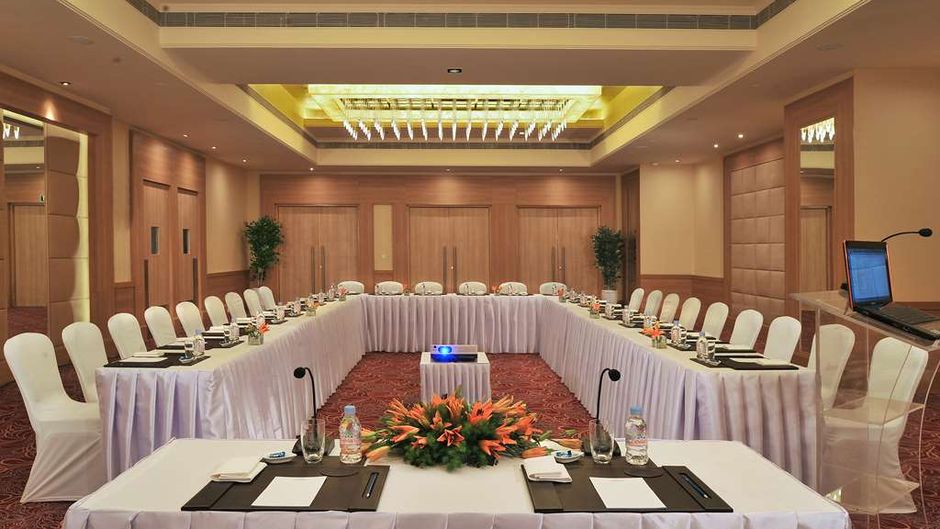 Radisson Hyderabad Hitec City Meeting
