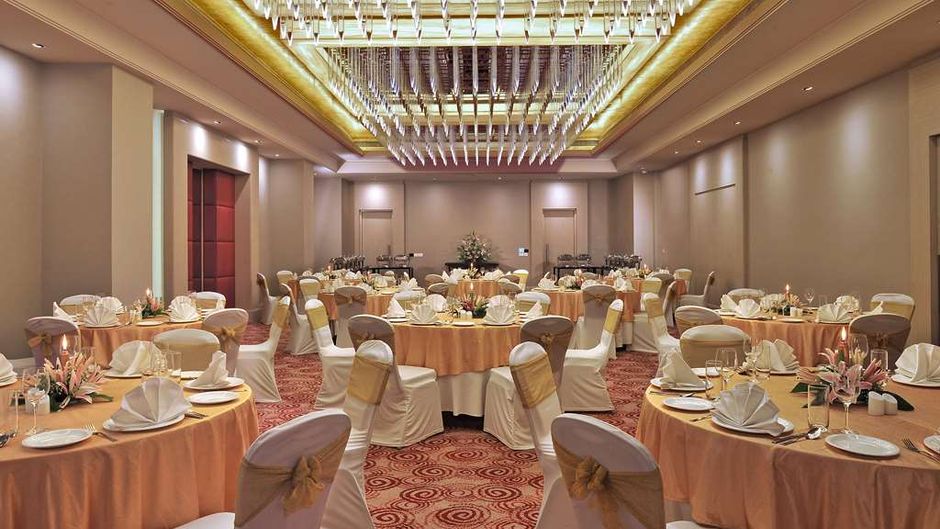 Radisson Hyderabad Hitec City Meeting