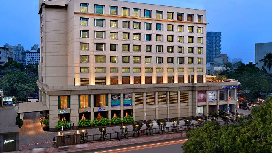 Radisson Mumbai Goregaon Exterior
