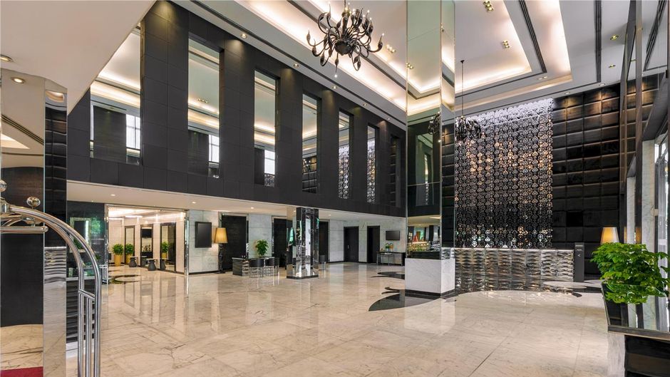 Radisson Hotel New Delhi Paschim Vihar Lobby