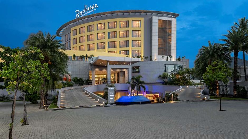 Radisson Salem Exterior