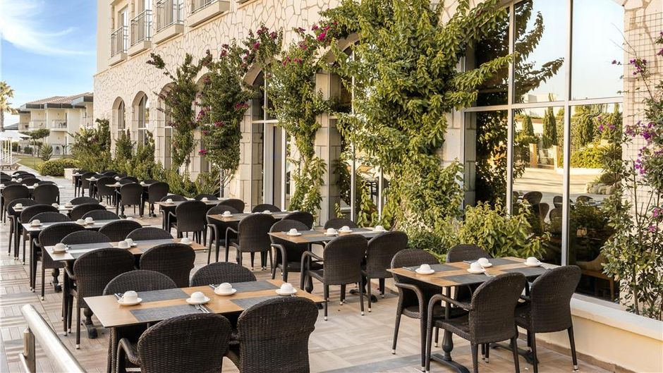 Radisson Blu Resort & Spa, Cesme Restaurant