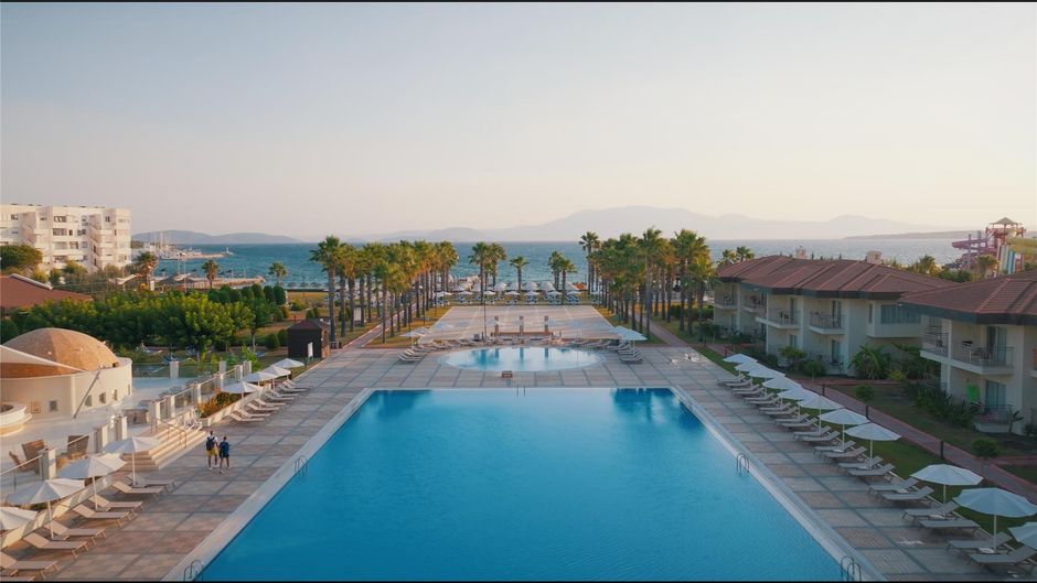 Radisson Blu Resort & Spa, Cesme Pool