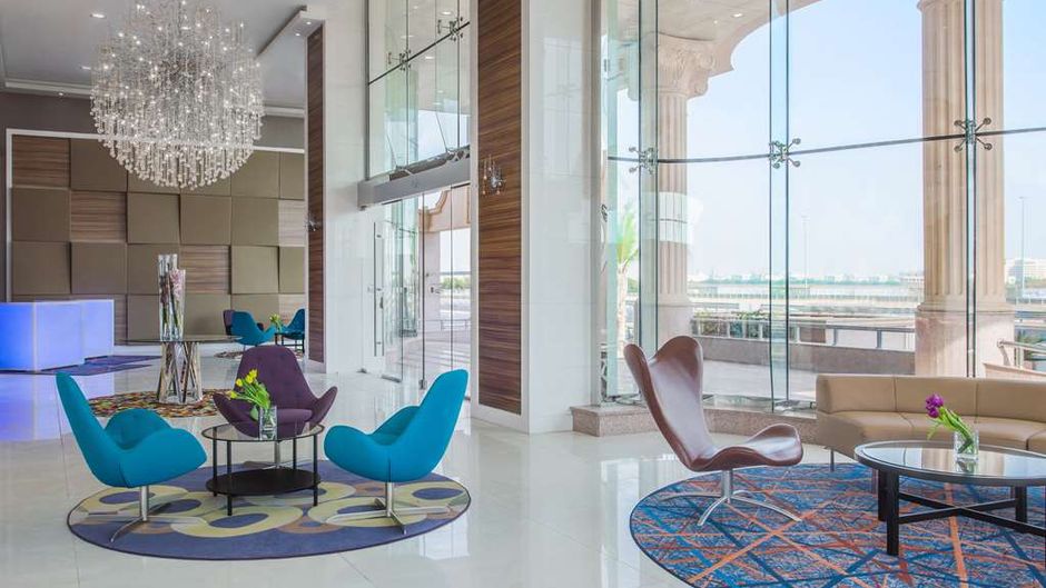Radisson Blu Hotel, Jeddah Plaza Lobby