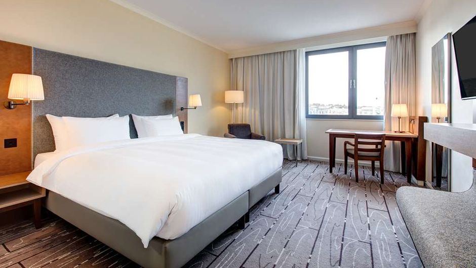 Radisson Blu Waterfront Hotel Jersey Room