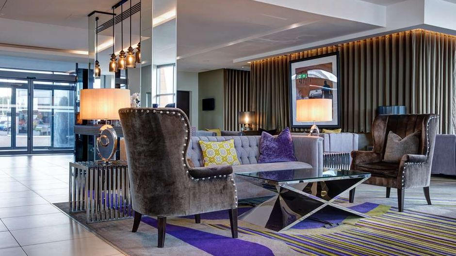 Radisson Blu Waterfront Hotel Jersey Lobby