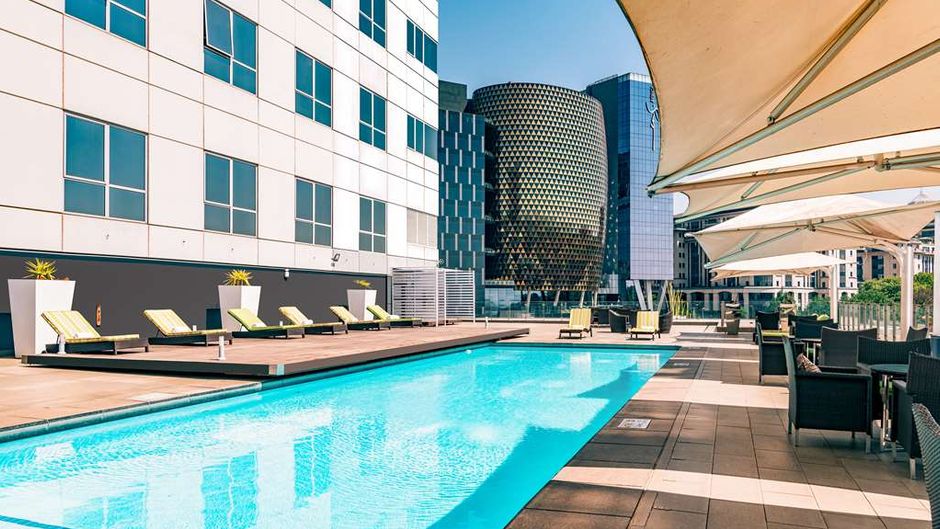 Radisson Blu Hotel, Sandton Johannesburg Pool