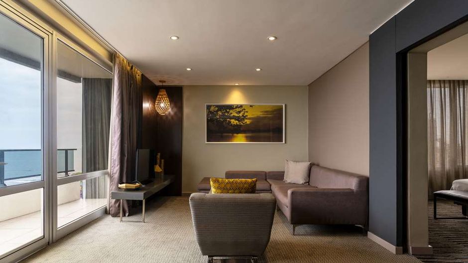 Radisson Blu Okoume Palace Hotel Suite