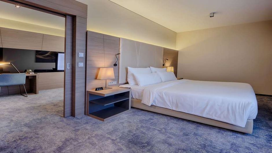 Radisson Blu Plaza Hotel, Ljubljana Suite