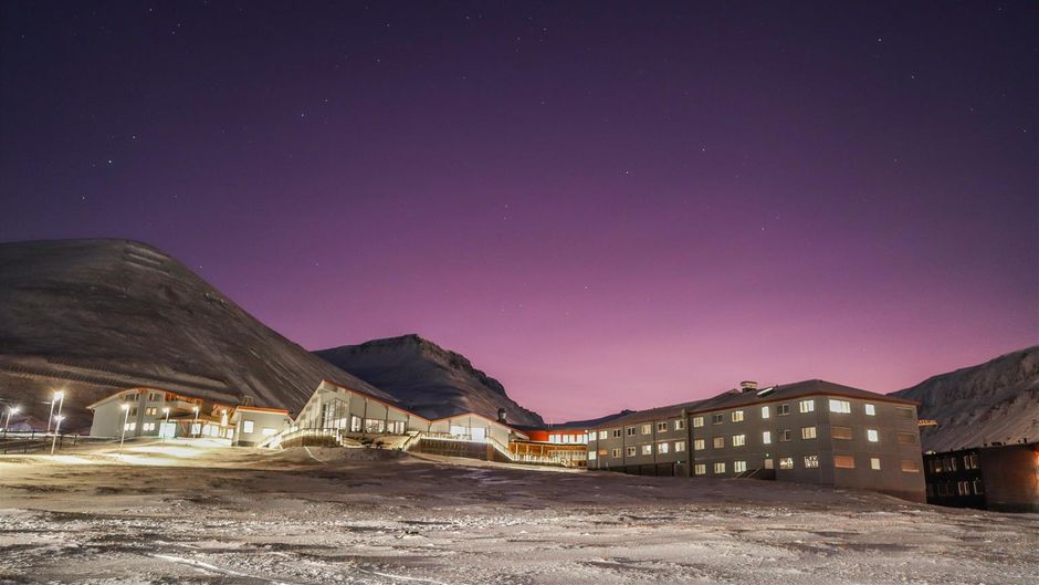 Radisson Blu Polar Hotel Spitsbergen Exterior
