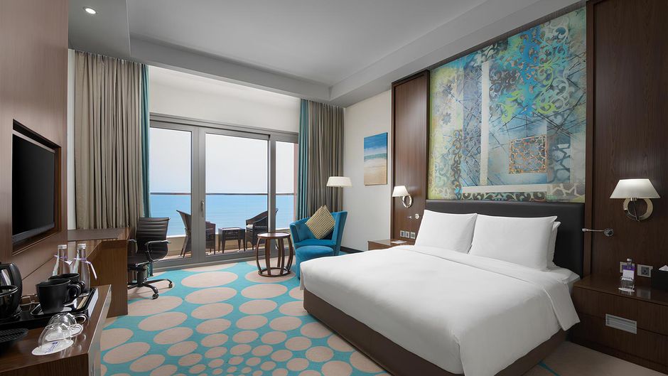 Radisson Blu Hotel & Resort, Sohar Room