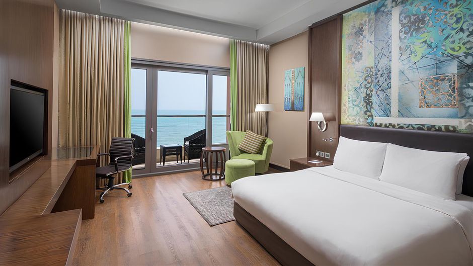 Radisson Blu Hotel & Resort, Sohar Room