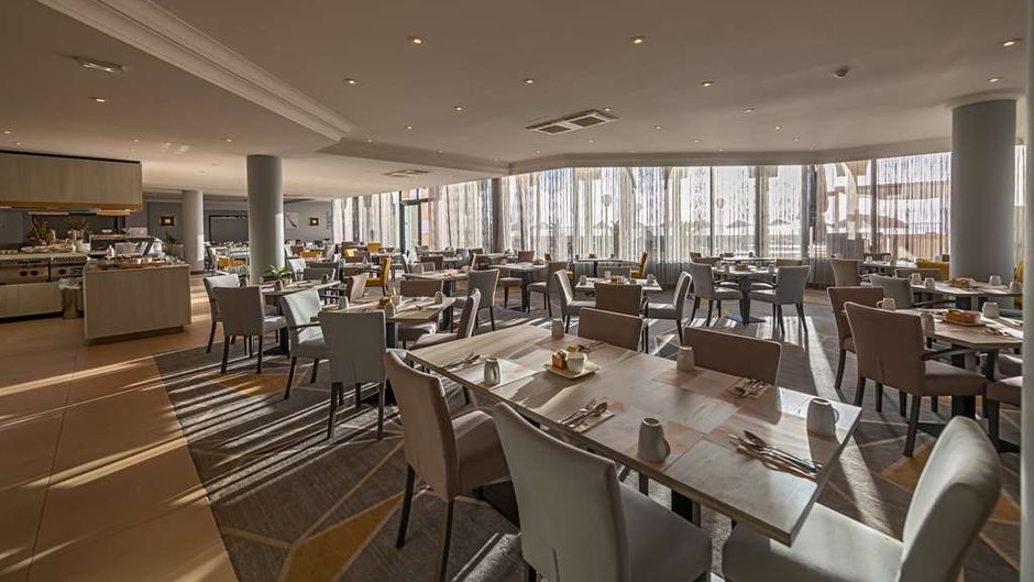 Radisson Blu Resort Malta St Julian's Restaurant