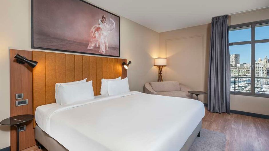 Radisson Blu Hotel Marseille Room
