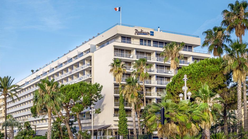 Radisson Blu Hotel Nice Exterior
