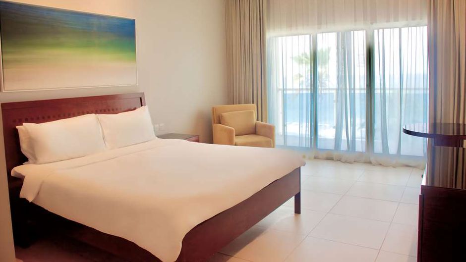 Radisson Blu Resort Fujairah Suite