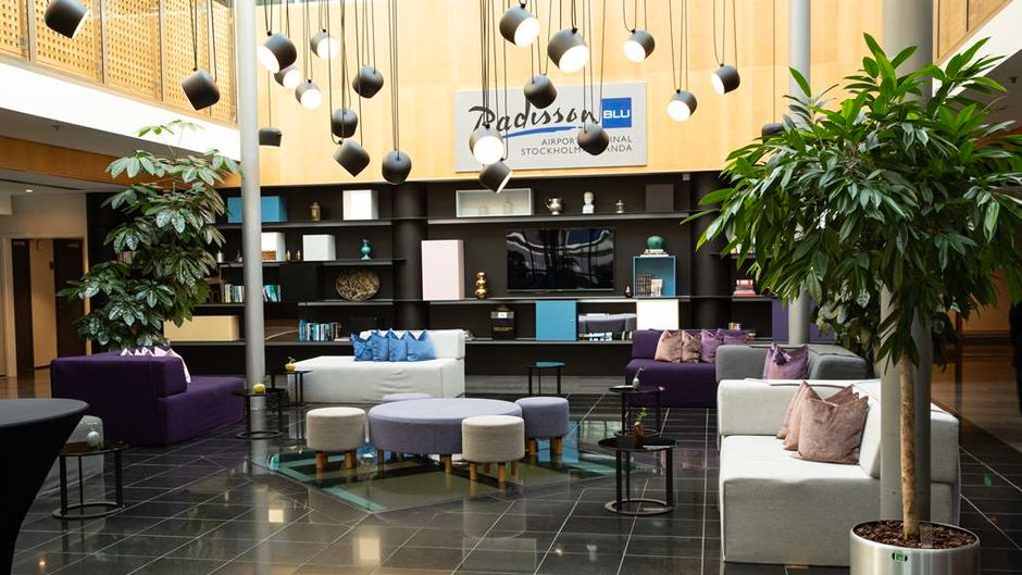 Radisson Blu Airport Terminal Hotel Lobby