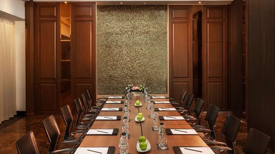 Radisson Suites Bangkok Sukhumvit Meeting