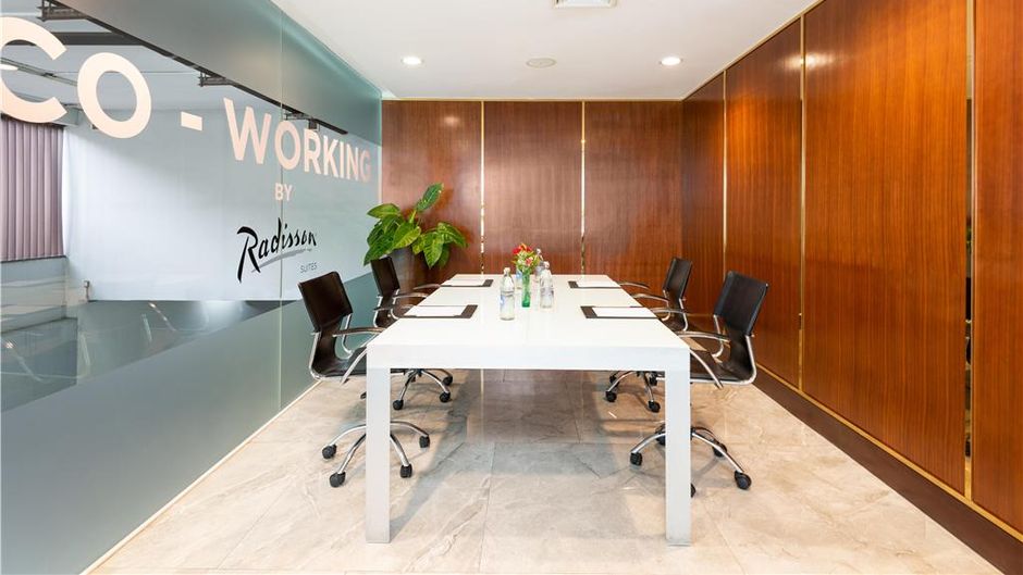 Radisson Suites Bangkok Sukhumvit Meeting