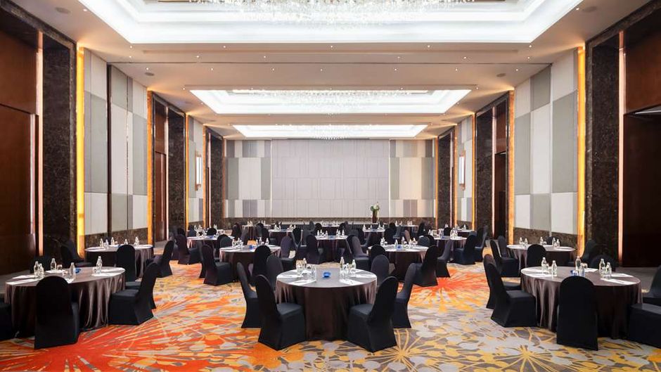 Radisson Blu Plaza Bangkok Ballroom