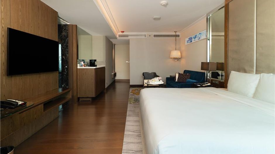 Radisson Blu Plaza Bangkok Suite