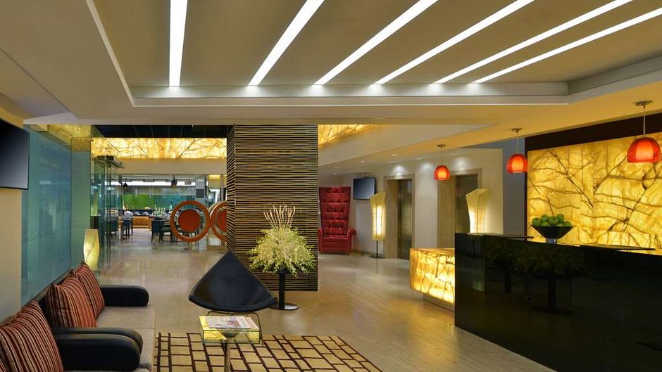 Country Inn & Suites Bengaluru Hebbal Lobby