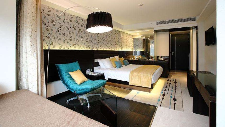 Country Inn & Suites Bengaluru Hebbal Room