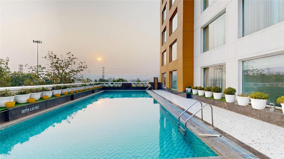 Gurmon Hotels Sohna Road Gurugram, RI Pool