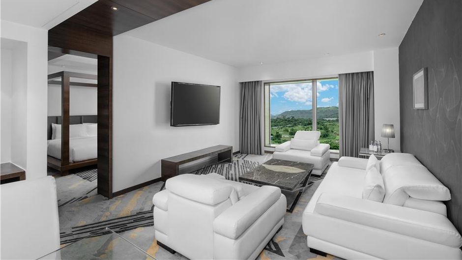 Park Inn by Radisson Navi Mumbai Suite