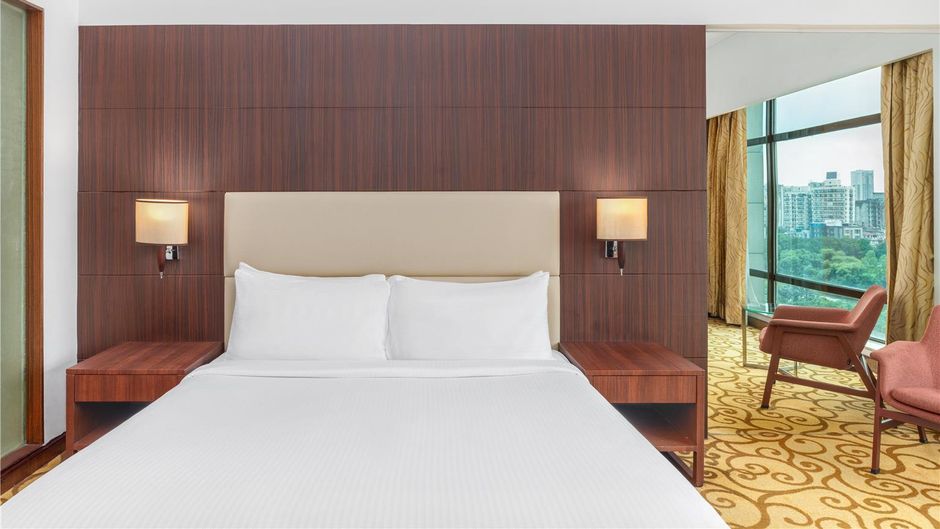 Country Inn & Suites Sahibabad Room
