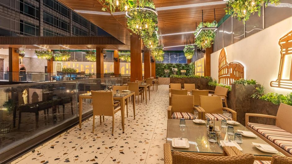 Country Inn & Suites Sahibabad Restaurant