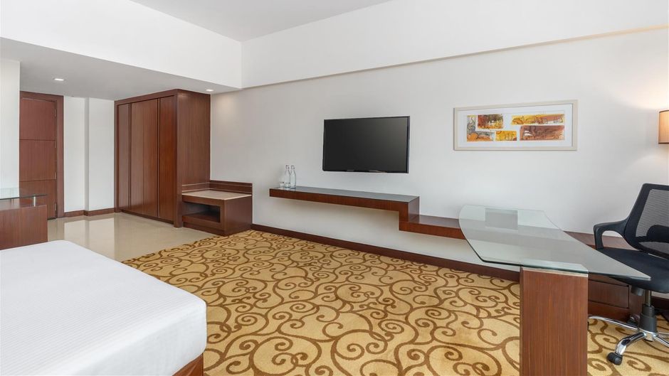 Country Inn & Suites Sahibabad Room