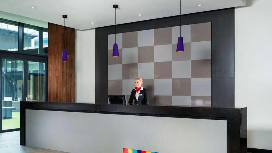 Park Inn By Radisson Aberdeen Lobby