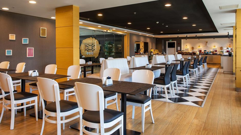 Park Inn by Radisson Ankara Cankaya Restaurant