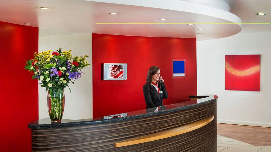 The Park Inn Birmingham Walsall Lobby