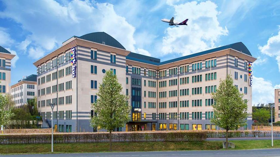 Park Inn by Radisson Brussels Airport Exterior