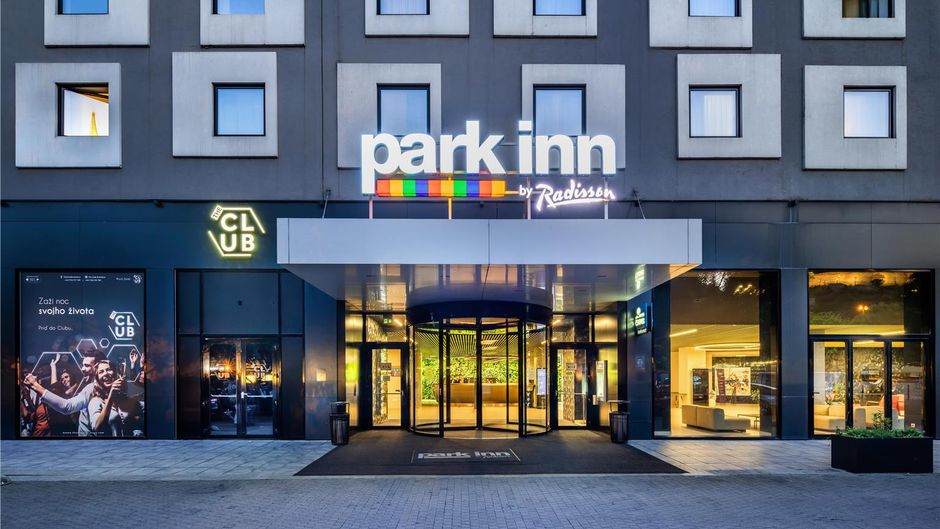 Park Inn Danube, Bratislava Exterior