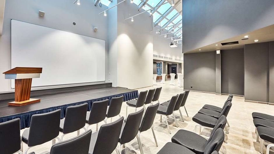 Park Inn by Radisson Kyiv Troyitska Ballroom