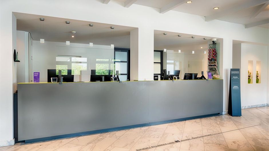 Park Inn by Radisson Lubeck Lobby