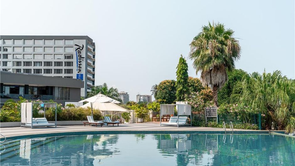 Park Inn By Radisson Libreville Pool