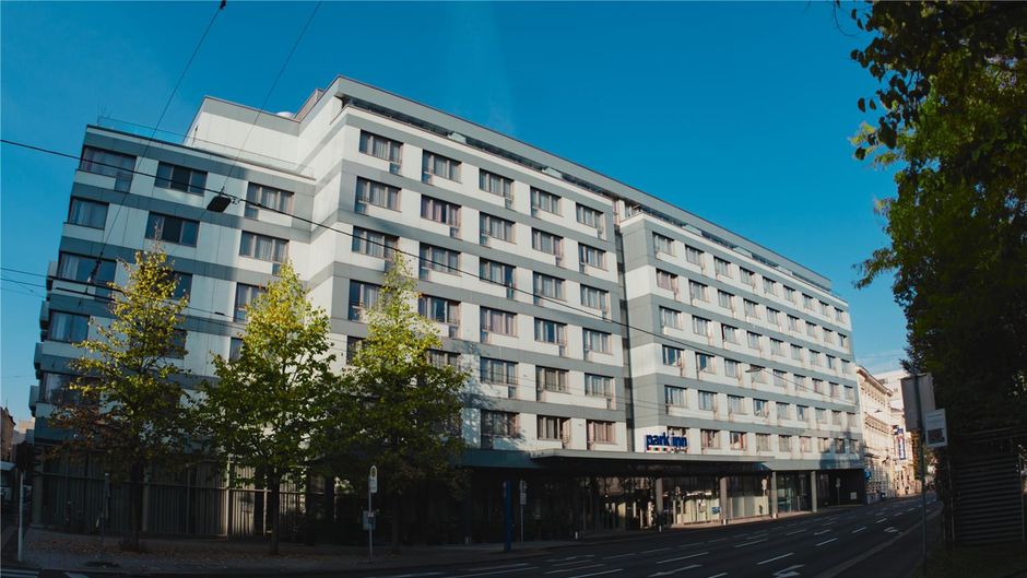 Park Inn by Radisson Linz Exterior