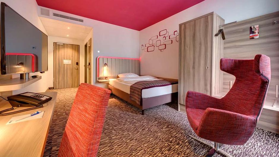 Park Inn by Radisson Neumarkt Room