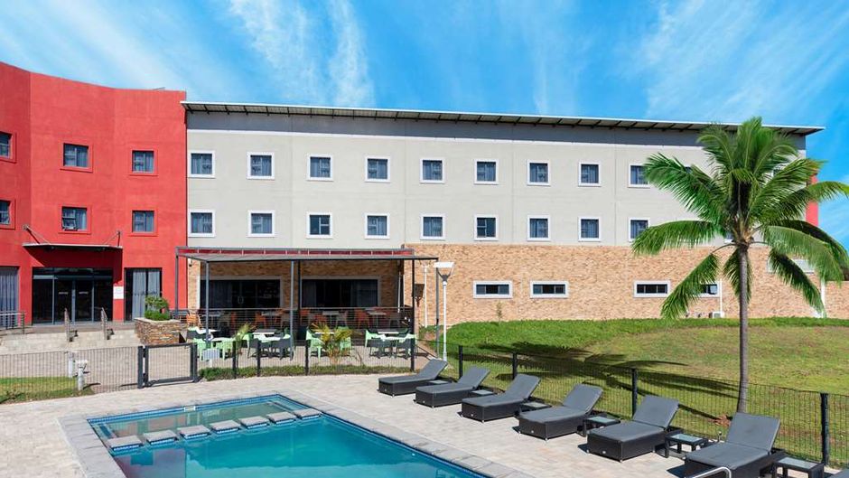 Park Inn by Radisson Polokwane Pool