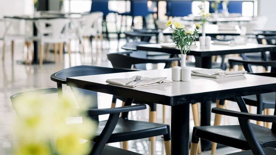 Park Inn by Radisson Clark Restaurant