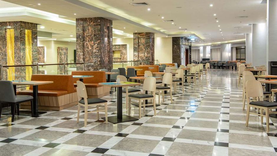 Park Inn By Radisson Makkah Al Naseem Restaurant