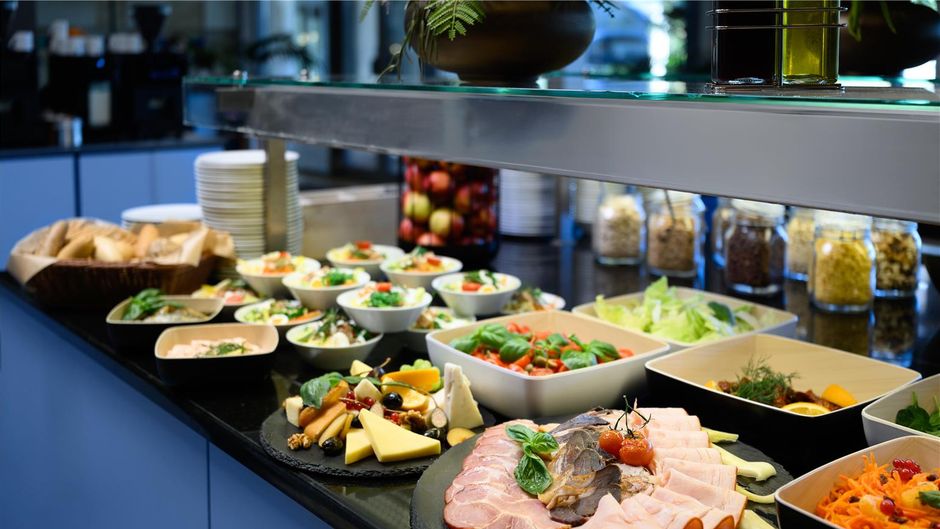 Park Inn by Radisson Sarvar Restaurant