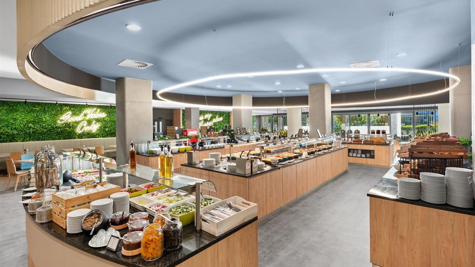 Park Inn by Radisson Sarvar Restaurant