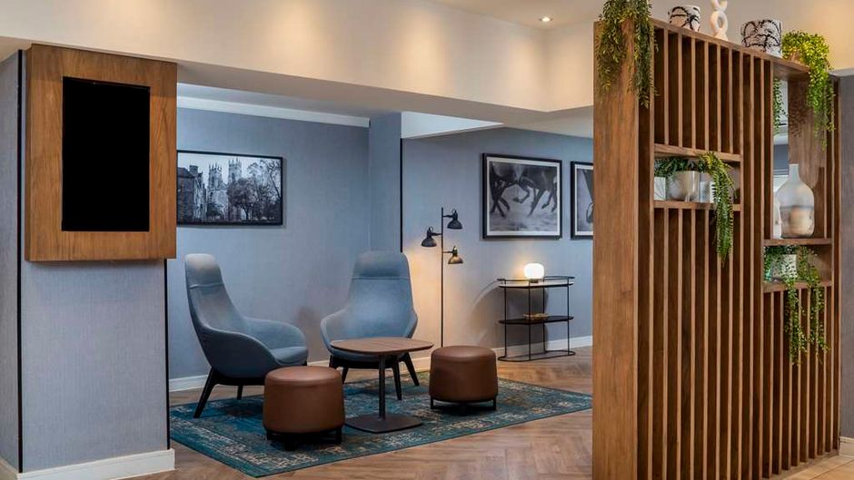 Radisson Hotel York Lobby