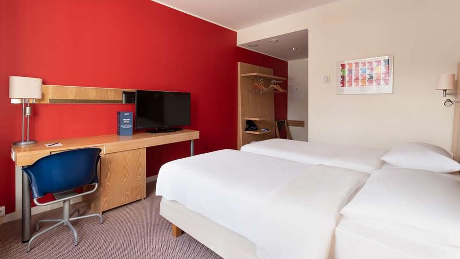 Cosmos Yekaterinburg Hotel Room